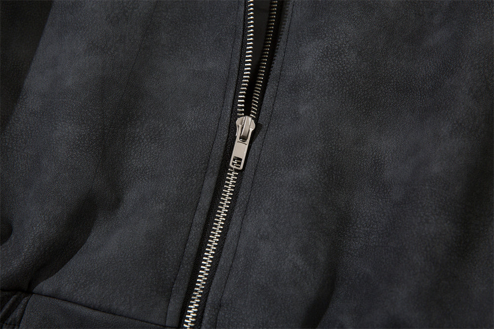 Men's polo collar leather coat collar detail