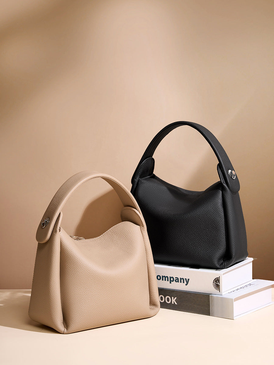 Classy Lady handbag on model lifestyle