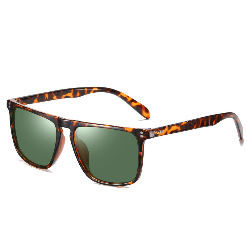 Polarized sunglasses on model lifestyle