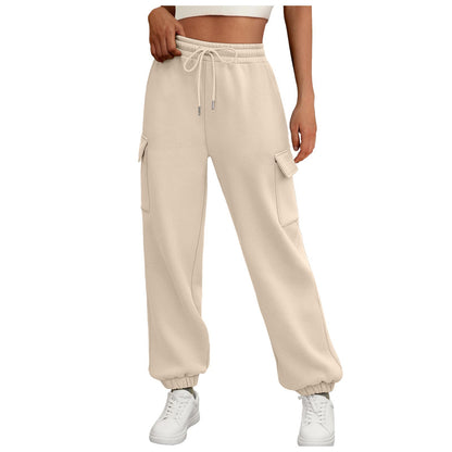 Fleece cargo jogger pants pocket detail