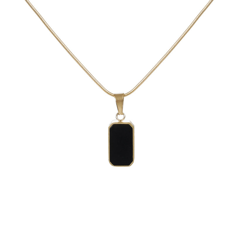 Noir gold necklace minimalist old money jewellery