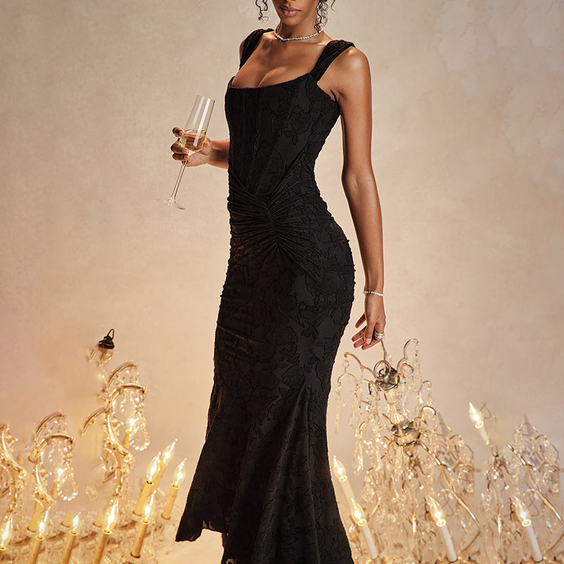 Backless ruched bodycon dress close-up