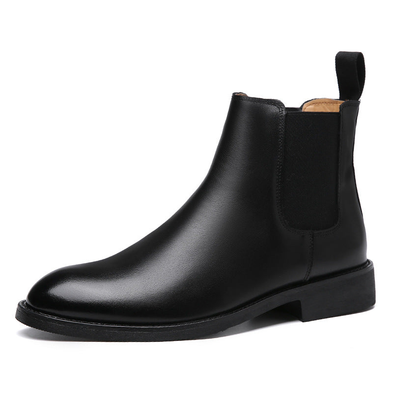Men's Chelsea boots toe detail close-up