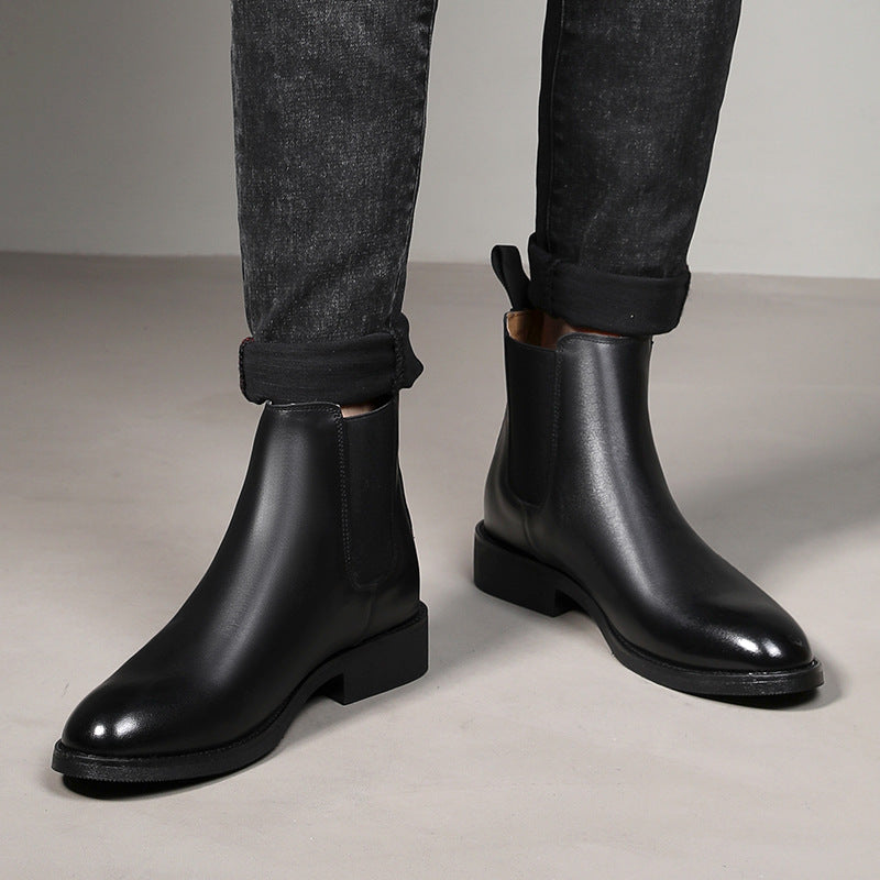 Men's Chelsea boots back view