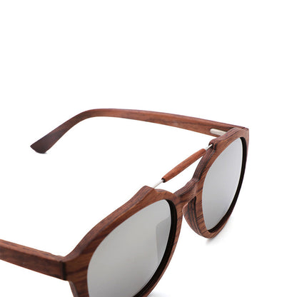 Trendy wood sunglasses polarised label