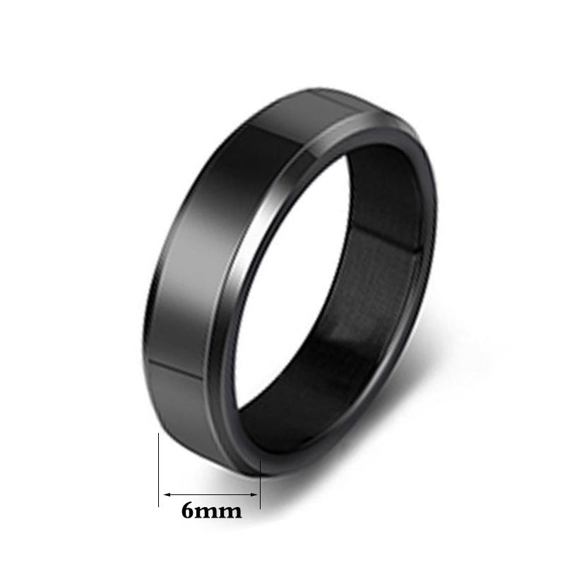 Trinity steel ring detail close-up