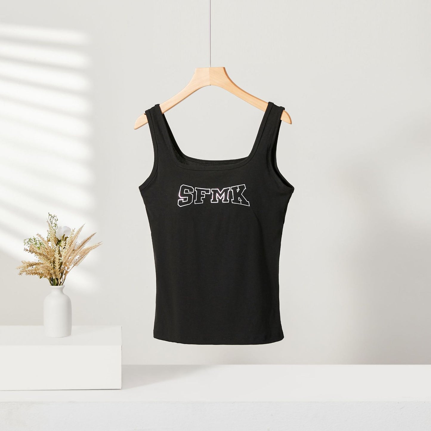Slim Fit Short Vest