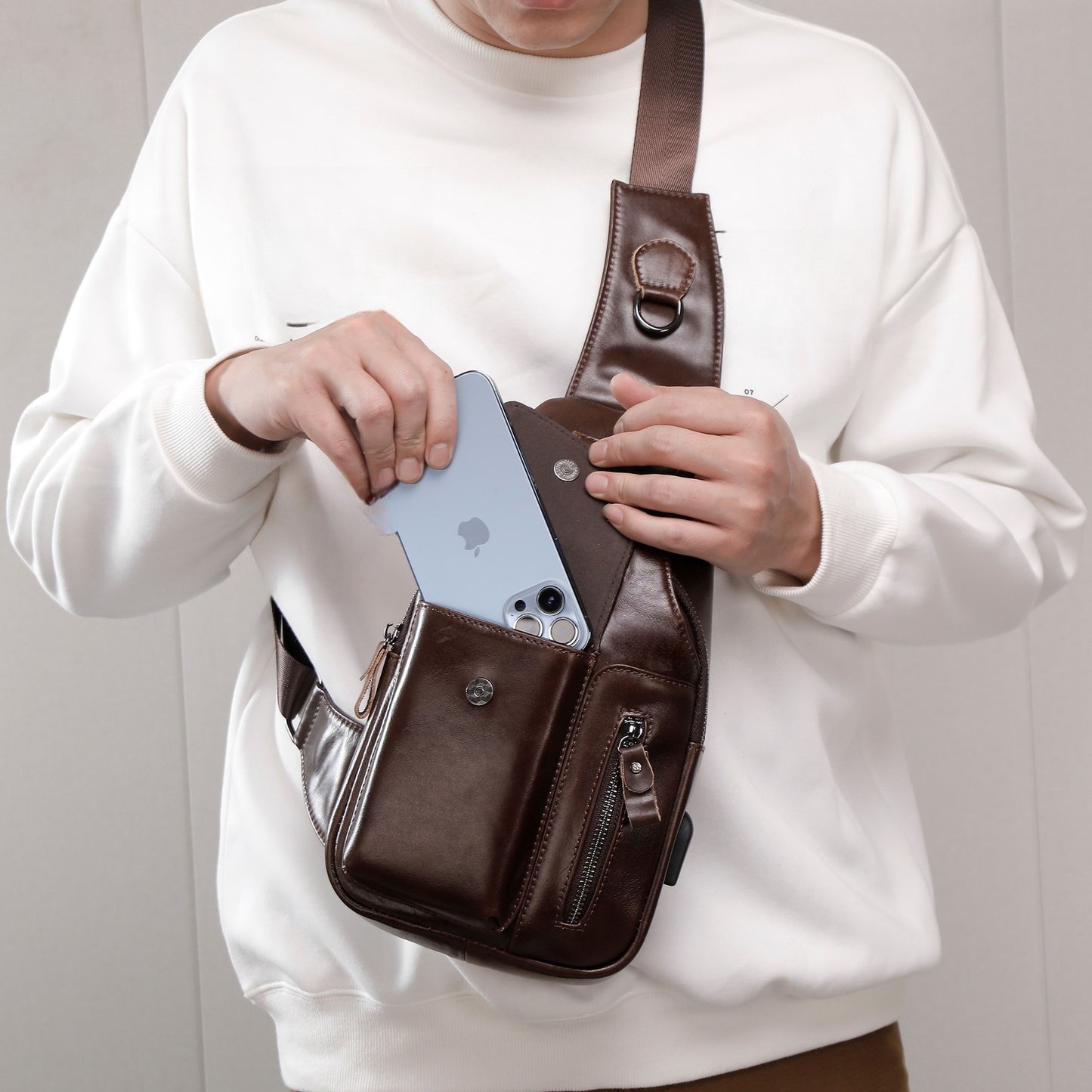 Genuine leather vintage crossbody lifestyle