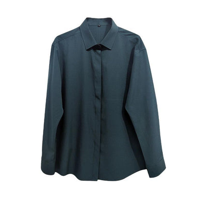 Men's retro drape white shirt collar detail