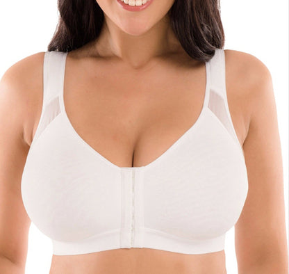 Seamless breathable sports bra detail
