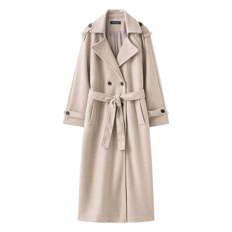 Women's premium heritage trench coat collar close-up