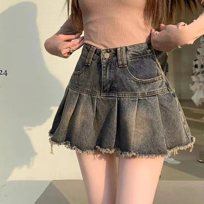 Retro pleated mini skirt color options