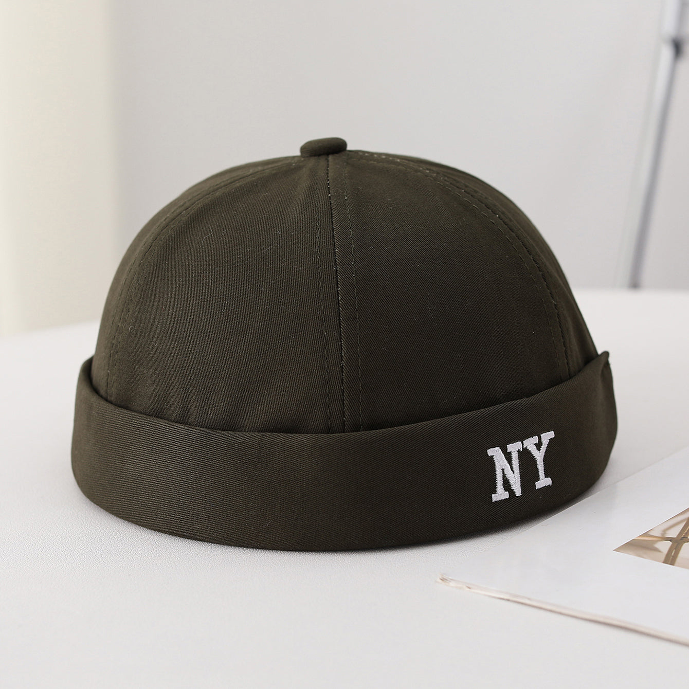 Bohemian NY hat on model