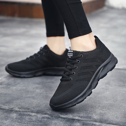 Voyage mesh runners sole view