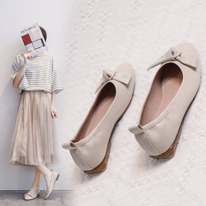Women's leather pea shoes color options