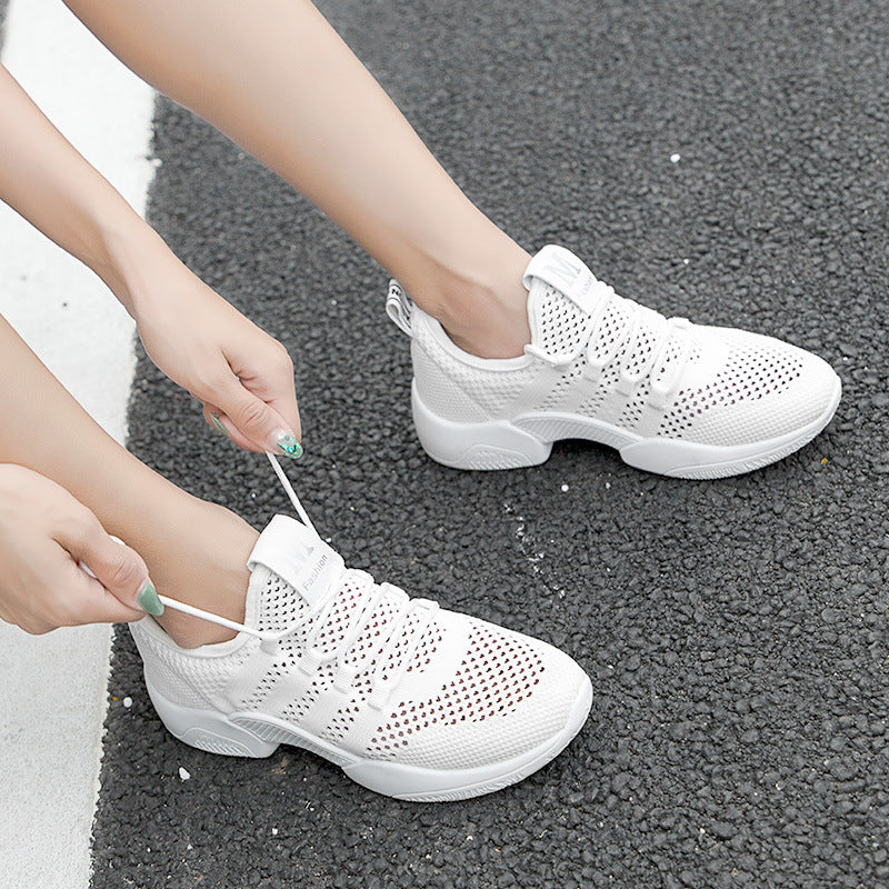 Breeze aura runners side view