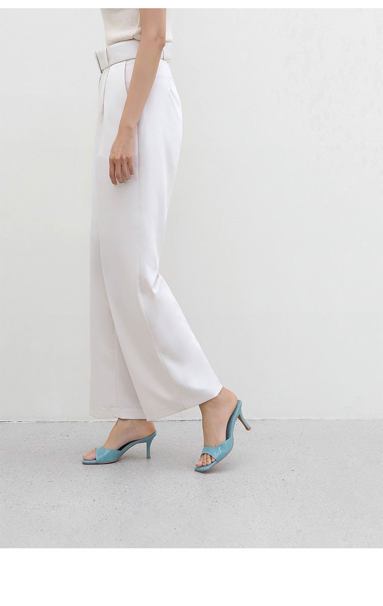 Women's high heel slippers lifestyle shot