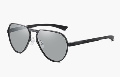 Polarized alloy frame glasses lens detail