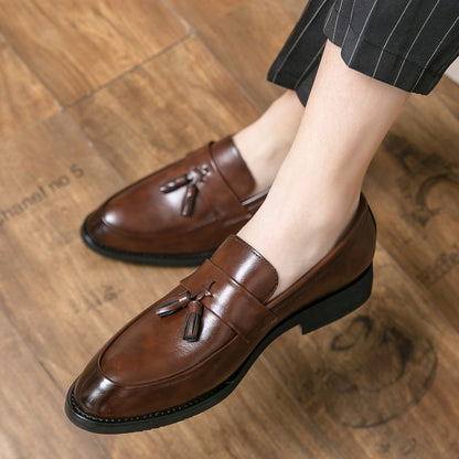Hampton loafer lifestyle close-up