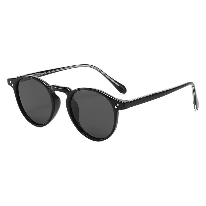Old money polarised sunglasses lens detail