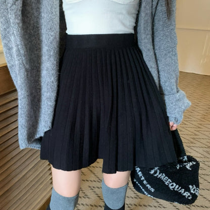 Women's Oxford pleated wool mini skirt alternate color