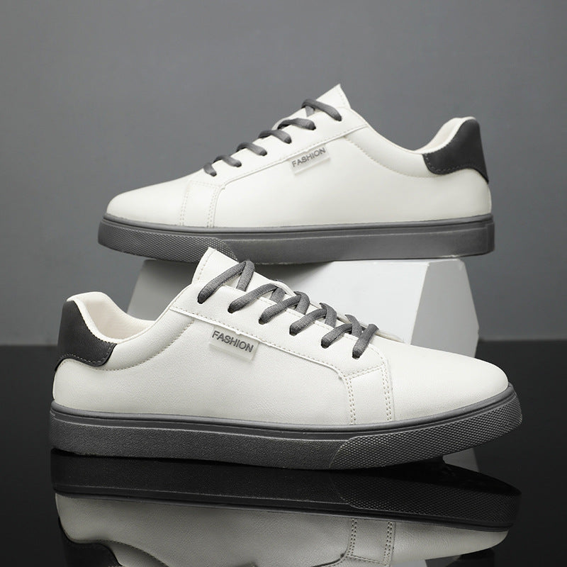 Men's Korean fashion sneakers sole view