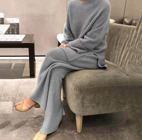 2-piece premium loungewear full length model