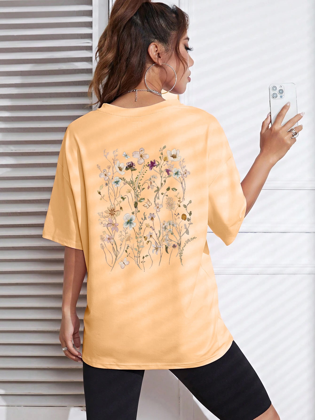 Blooming Cluster Tee