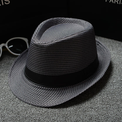 Houndstooth sun hat on model