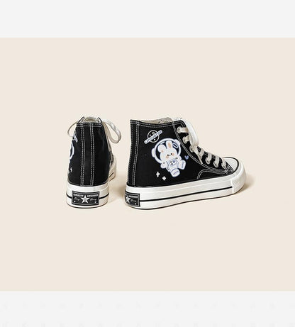 Cartoon printed shoes styled