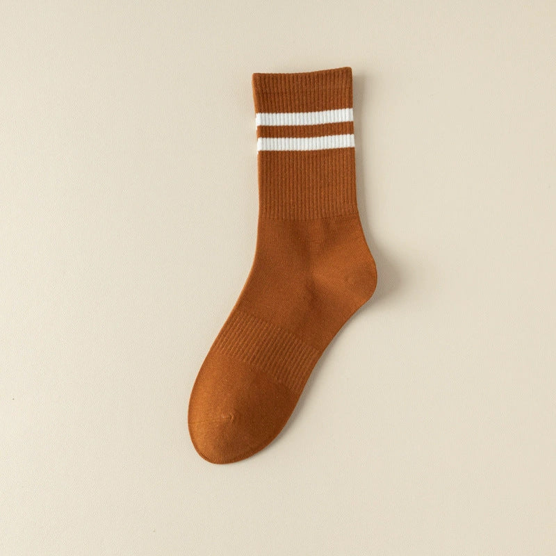 White stripe running socks detail