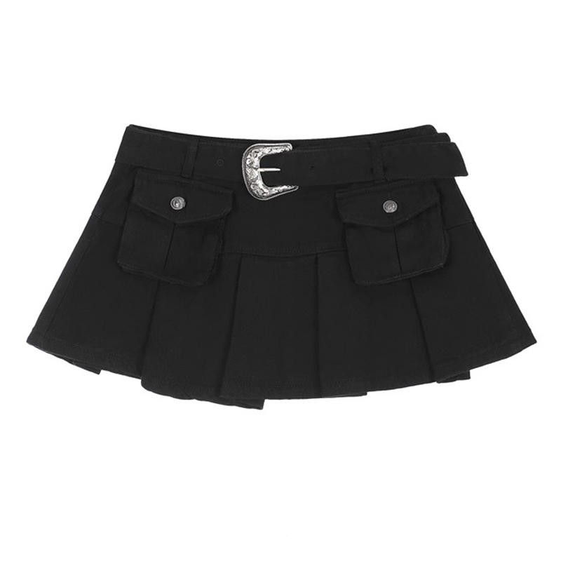 Retro workwear denim skirt close-up