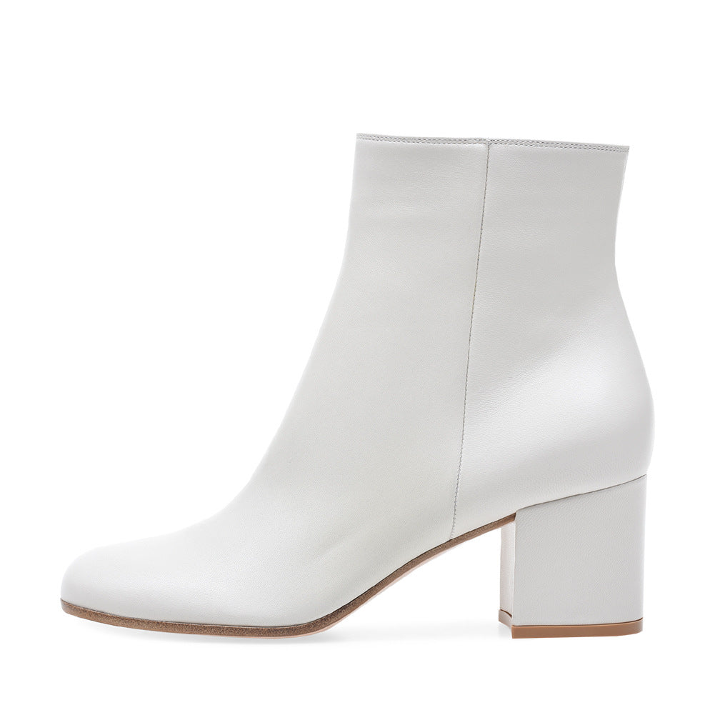 Women's chunky heel shoes pair view