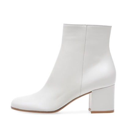 Women's chunky heel shoes pair view