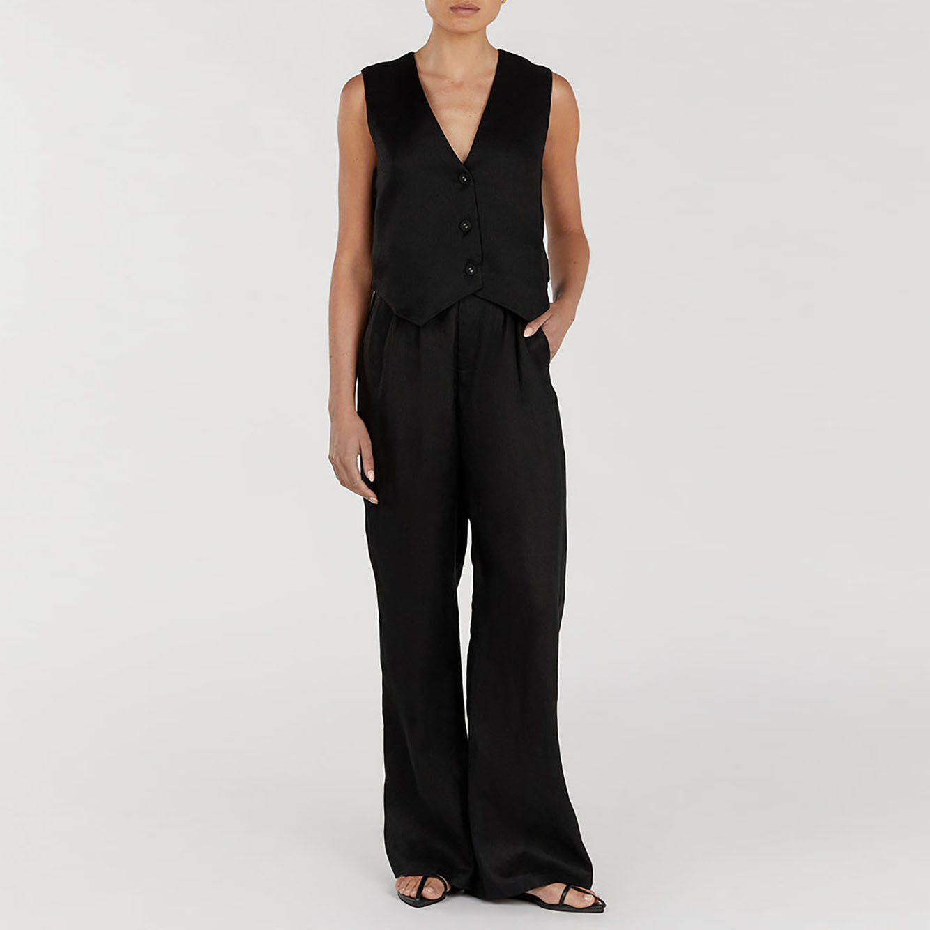 Classy lady linen two-piece set alternate color