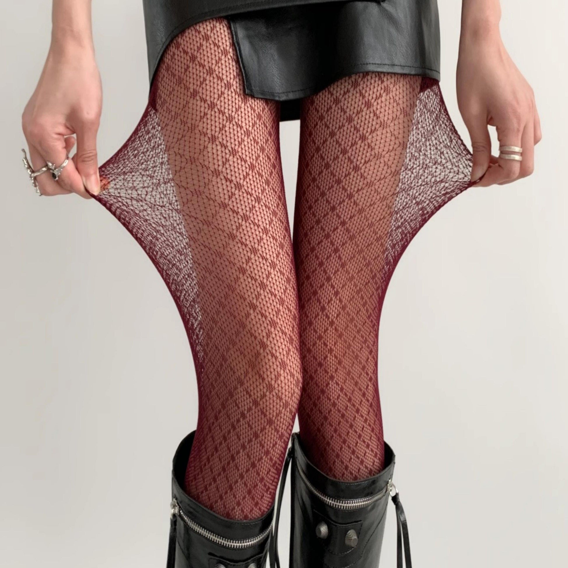 Vintage checkered fishnet stockings detail