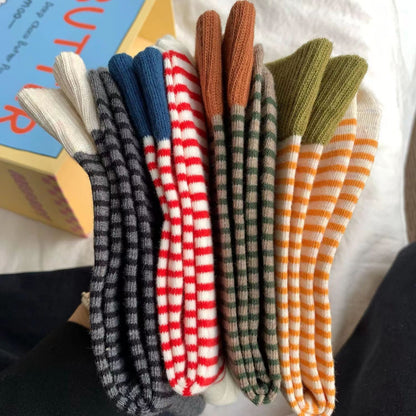 Ruffled polka dot socks color options