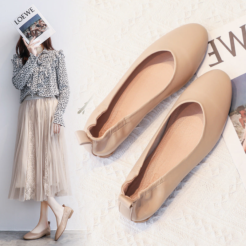 Women's leather pea shoes lifestyle